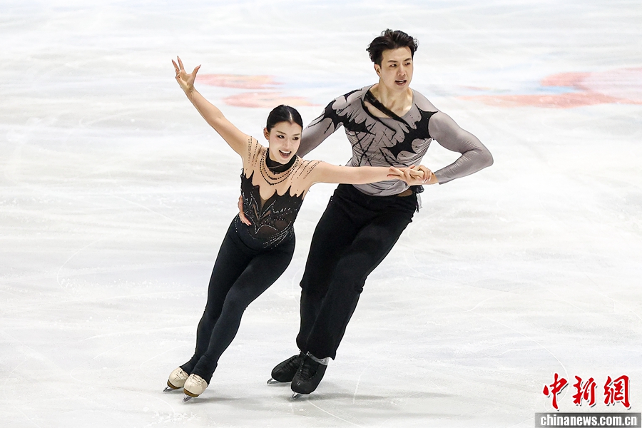 奥运资格赛选拔：张瑞阳夺得女子单人第一，朱