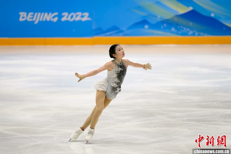 奥运资格赛选拔：张瑞阳夺得女子单人第一，朱