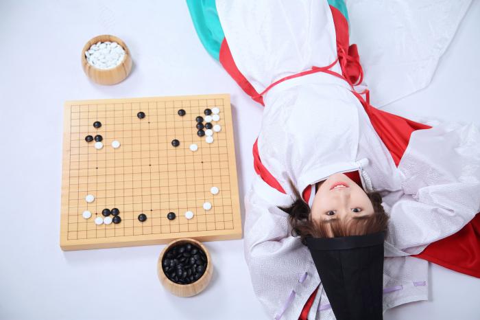 战鹰：以抽象直播风格崛起的围棋传播者与直播