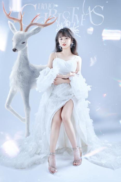 战鹰：以抽象直播风格崛起的围棋传播者与直播