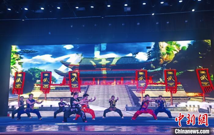 天津武术队携手霍元甲文武学校共建青少年武术