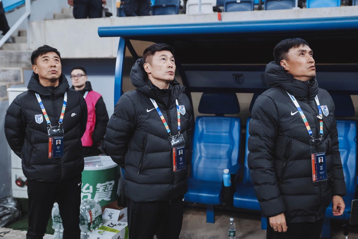 大连英博客场挑战山东泰山，转播平台与球员状